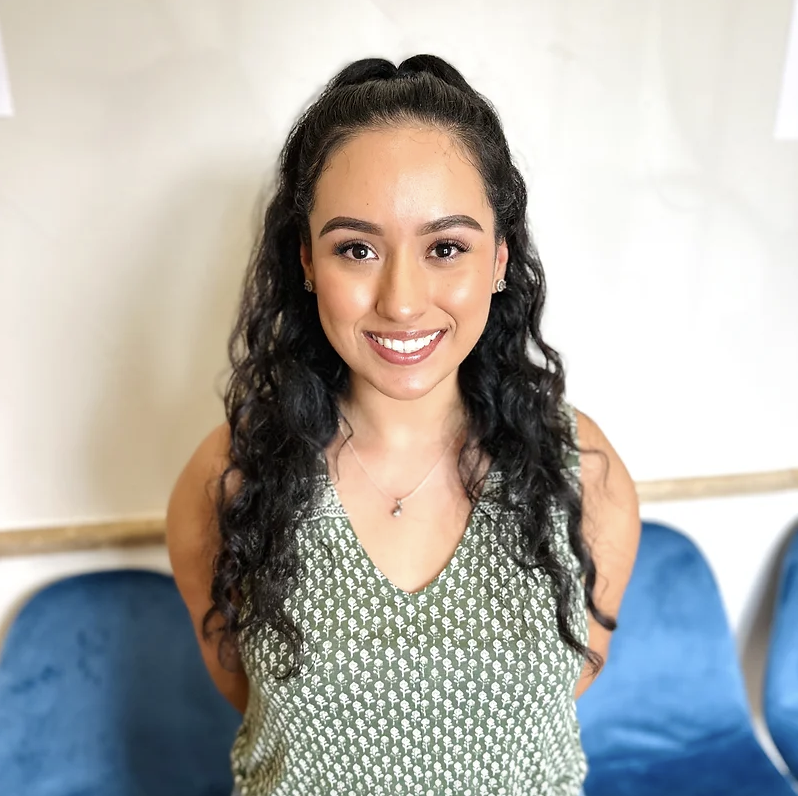 Darian Salinas, MSW, LMSW (Texas), Associate Clinician